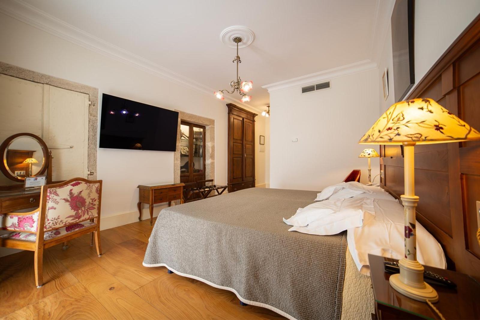 Hotel Monumento Pazo De Orban Lugo Room photo